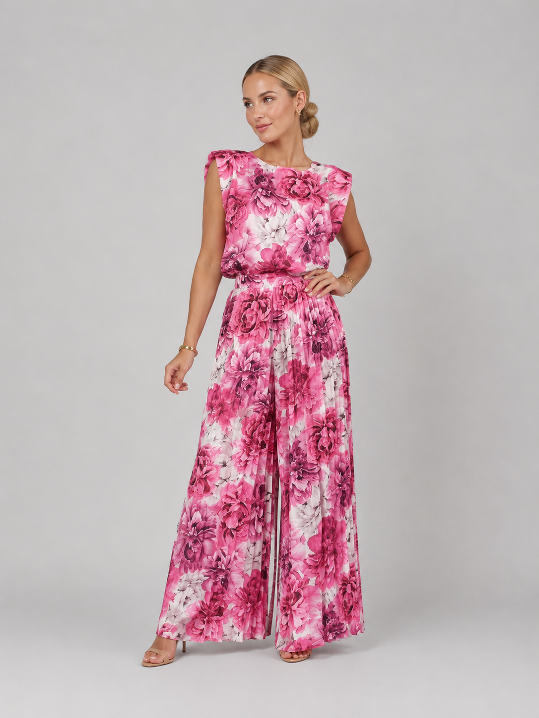 Sabella | Women's Pleated Wide Leg Trouser Set