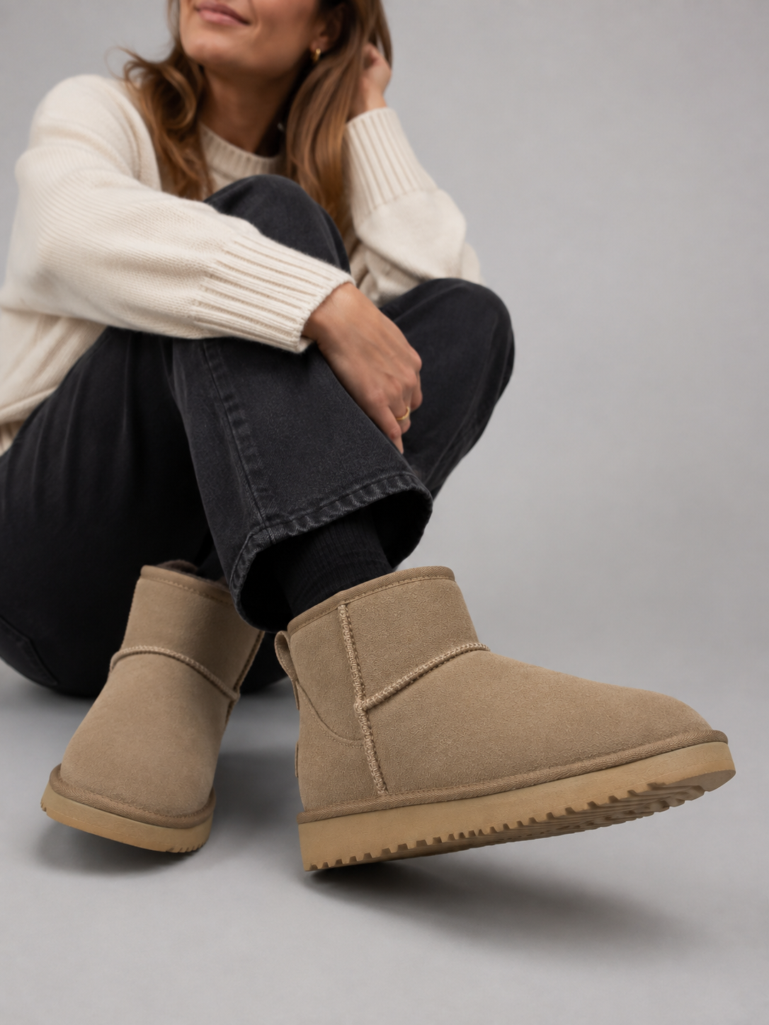 Damaris | Women's Suede Shearling Lined Ankle Boots