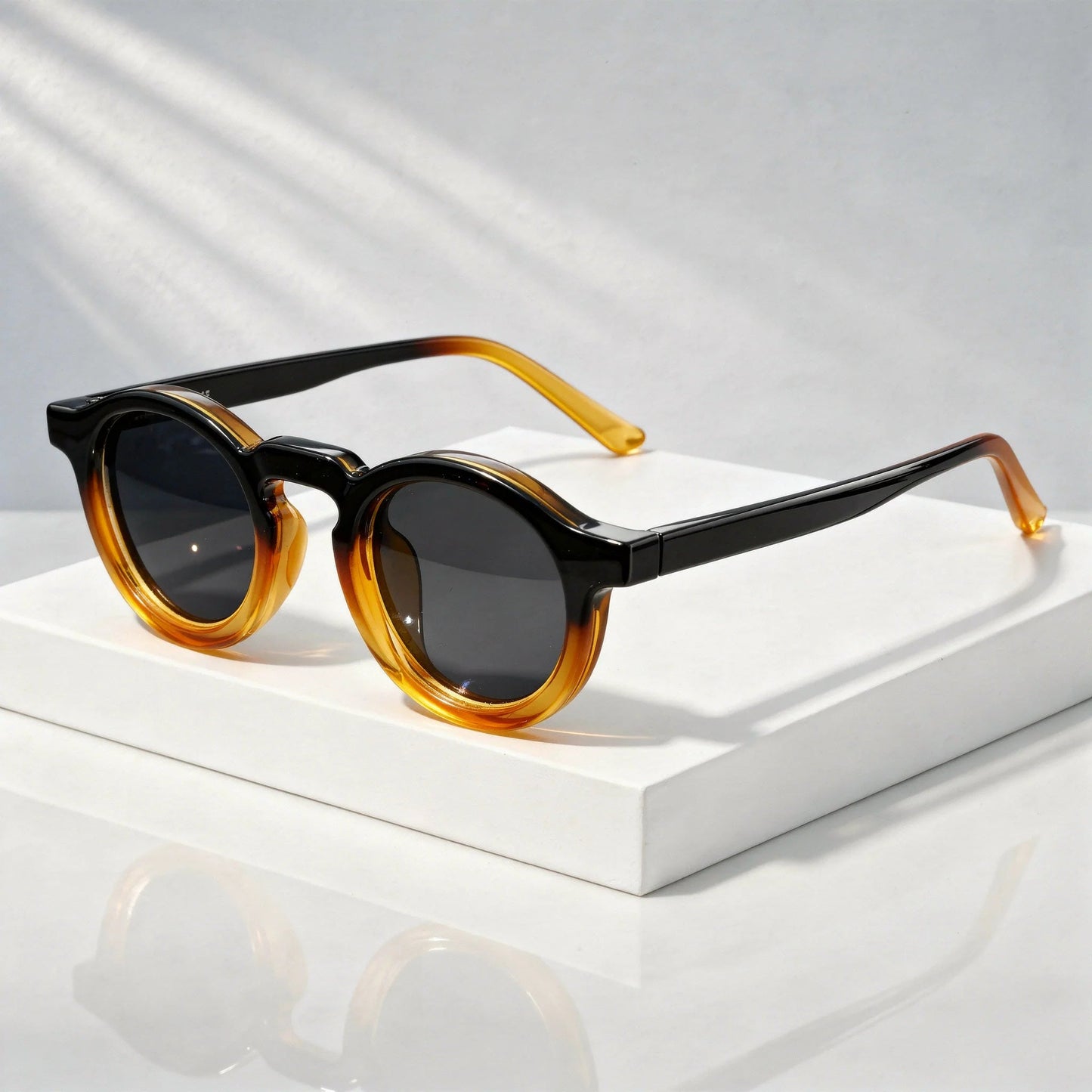 Jude | Unisex Round Retro Sunglasses