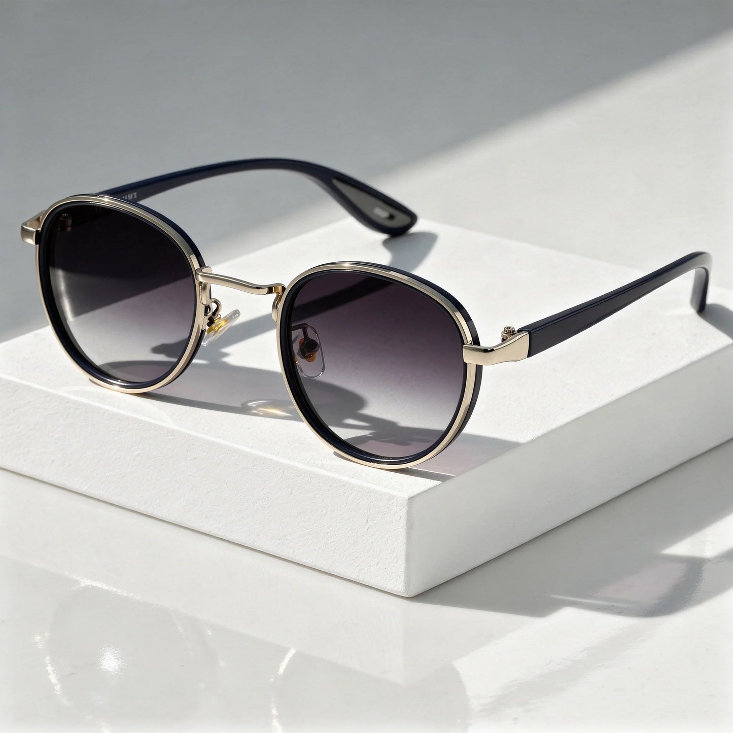 Onyx | Unisex Vintage Round Sunglasses